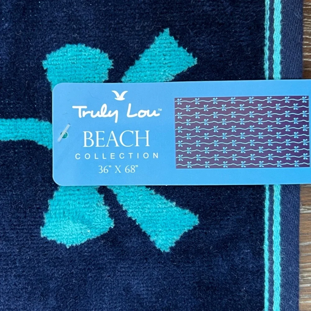 Truly Lou - ‘Navy & Teal Bows’ Plush Beach Towel. NWT Firm! Last One!